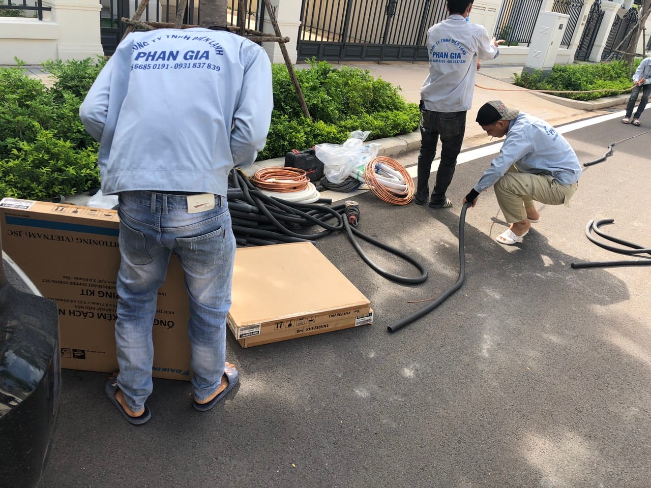 Lắp đặt máy lạnh giá bao nhiêu